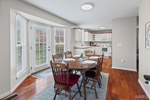 $364,900 | 709 Wild Horse Creek Drive, Fairview Heights, IL 62208