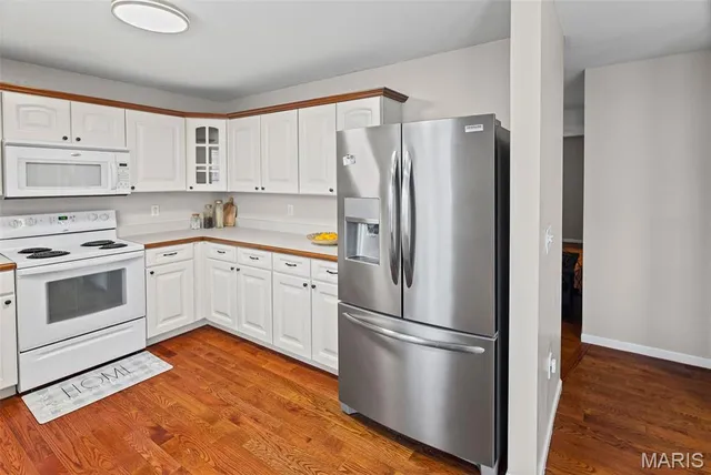 $364,900 | 709 Wild Horse Creek Drive, Fairview Heights, IL 62208