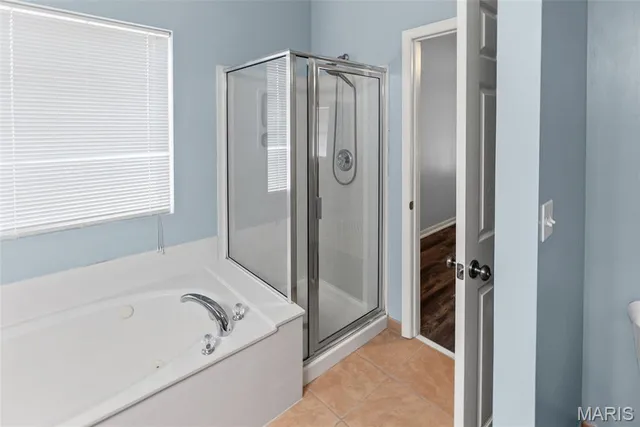 $349,900 | 709 Wild Horse Creek Drive, Fairview Heights, IL 62208