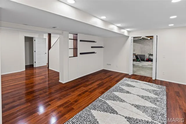 $364,900 | 709 Wild Horse Creek Drive, Fairview Heights, IL 62208