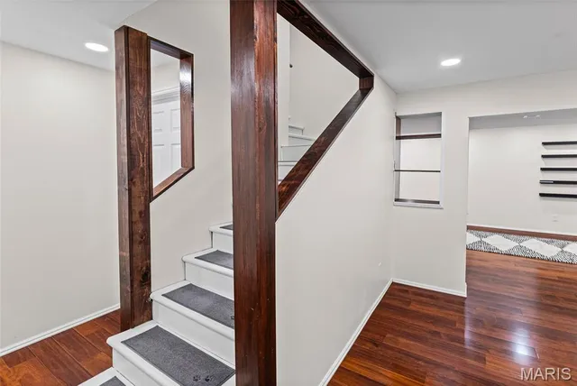 $349,900 | 709 Wild Horse Creek Drive, Fairview Heights, IL 62208