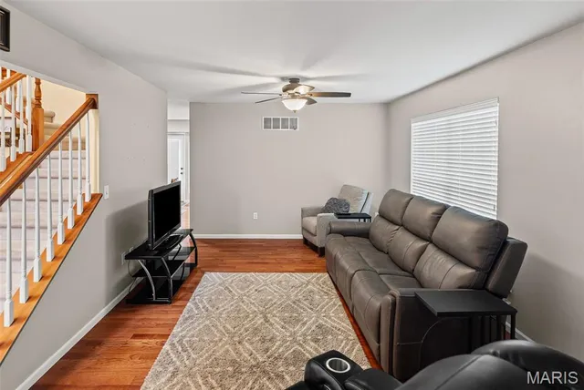 $349,900 | 709 Wild Horse Creek Drive, Fairview Heights, IL 62208