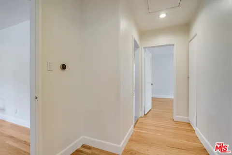 $1,995,000 | 11819 Pacific Avenue, Los Angeles, CA 90066