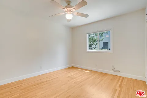 $1,995,000 | 11819 Pacific Avenue, Los Angeles, CA 90066