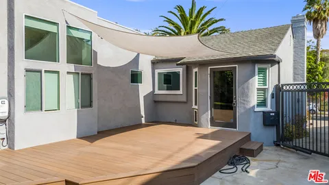 $1,995,000 | 11819 Pacific Avenue, Los Angeles, CA 90066