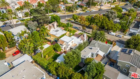$1,995,000 | 11819 Pacific Avenue, Los Angeles, CA 90066
