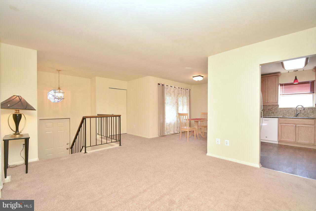 1908 Monumental Road Baltimore, MD 21227 - Photo 8 of 30 Living Room