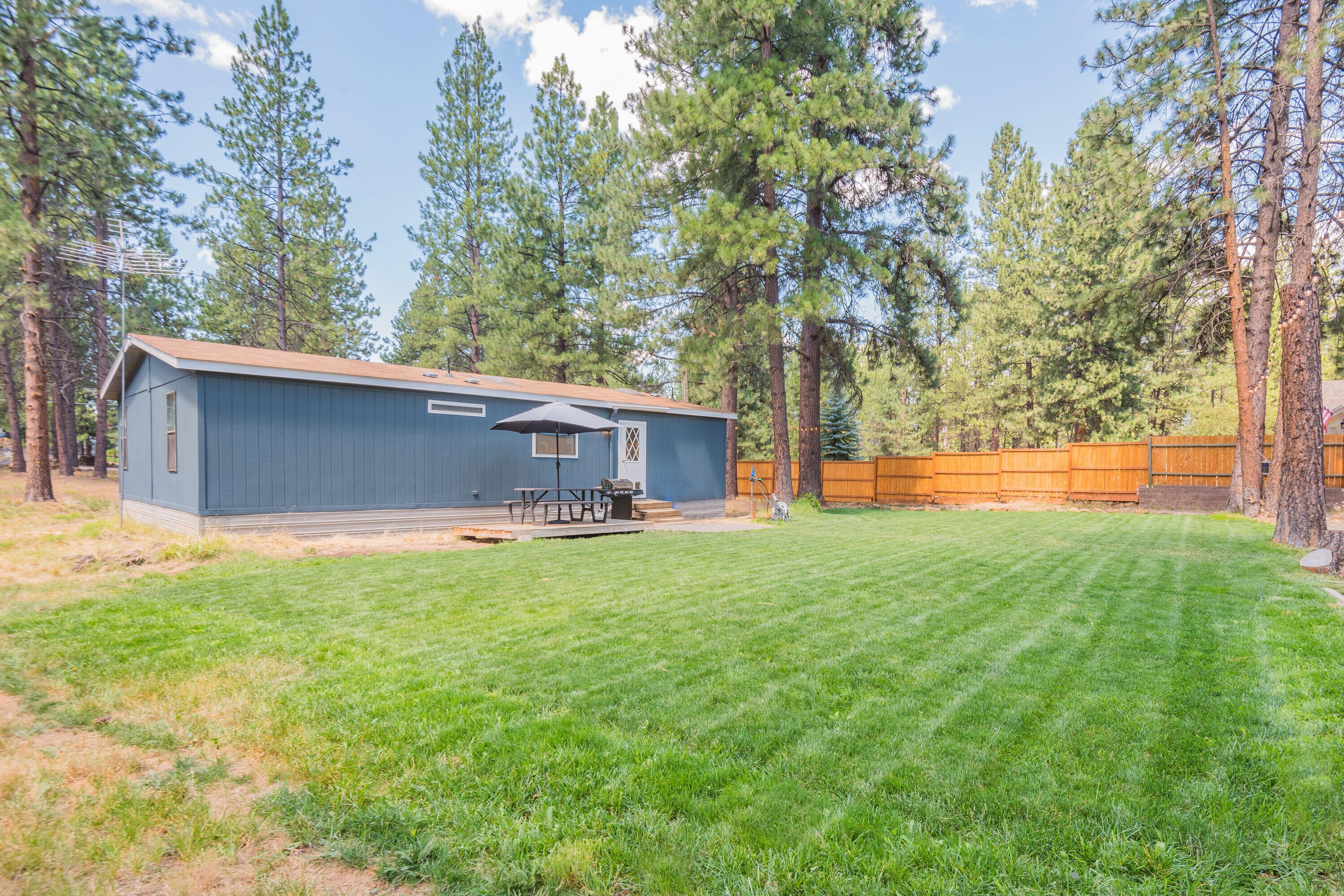 18749 Choctaw Road Bend, OR 97702 - Photo 16 of 22 18749 Choctaw Rd Bend OR 97702-print-017