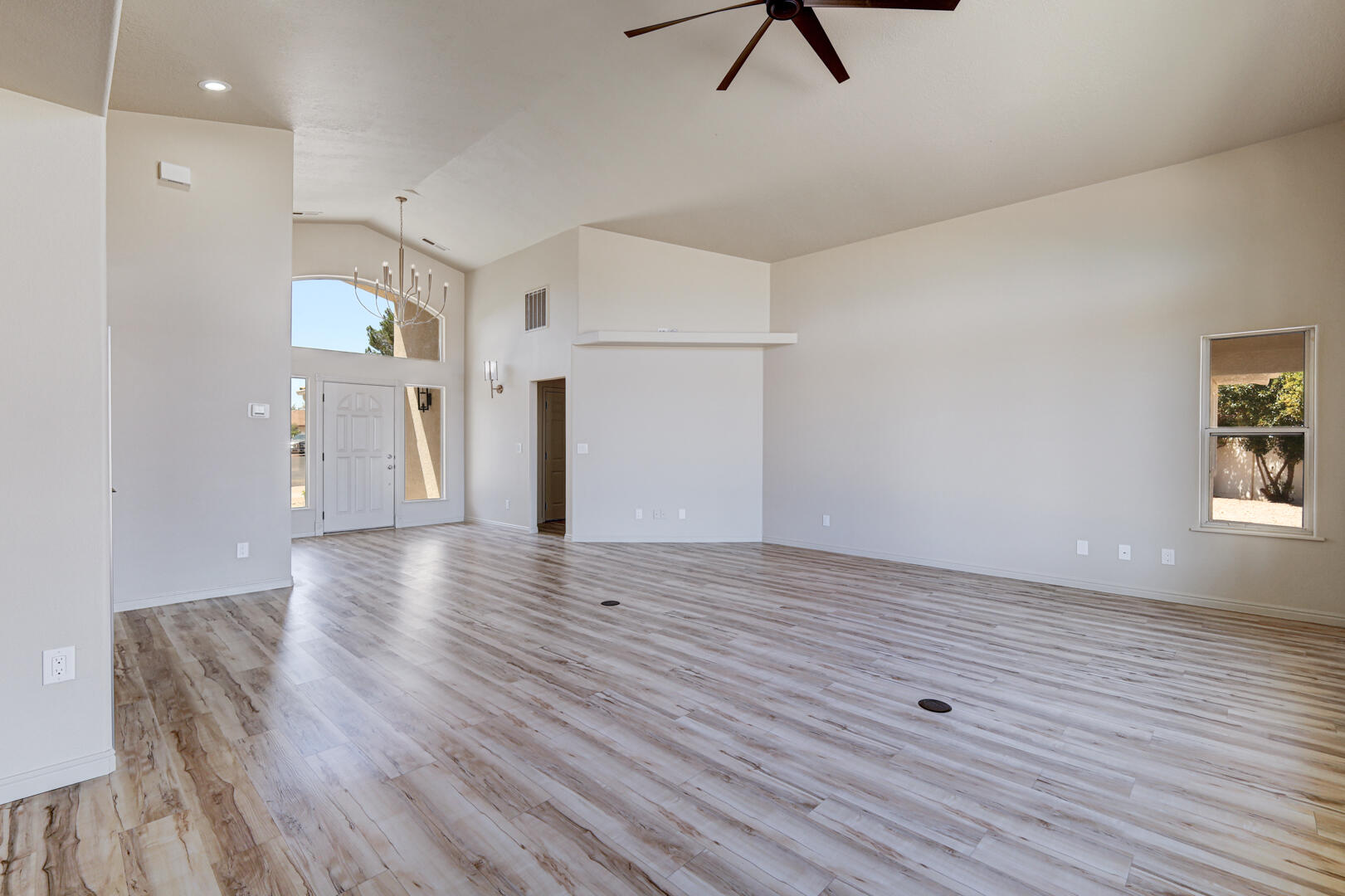 1964 Hedera Place St. George, UT 84790 - Photo 31 of 63 living3