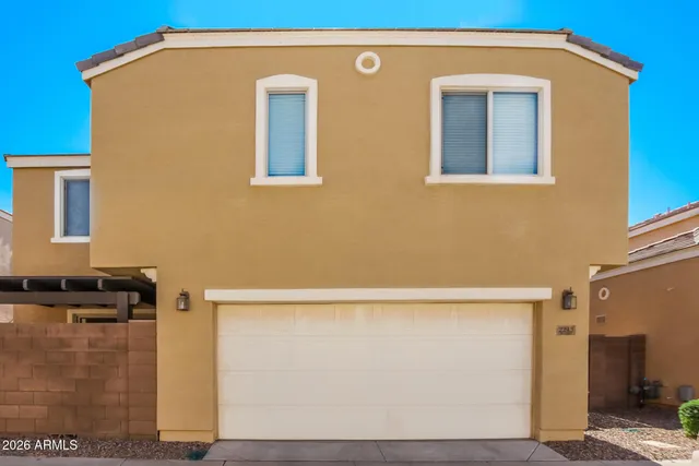 $2,045 | 2243 South Ponderosa Drive, Gilbert, AZ 85295