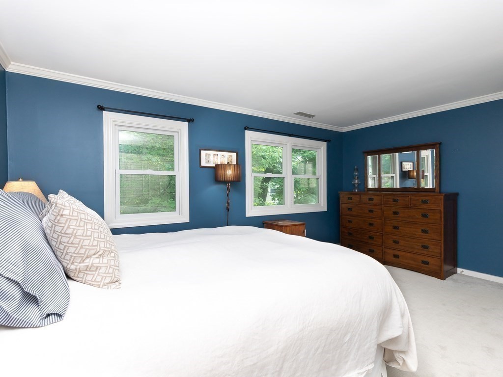 192 Chestnut Avenue, Unit E Boston, MA 02130 - Photo 19 of 35