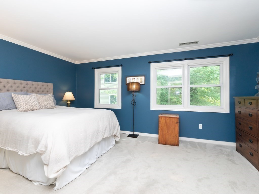 192 Chestnut Avenue, Unit E Boston, MA 02130 - Photo 20 of 35