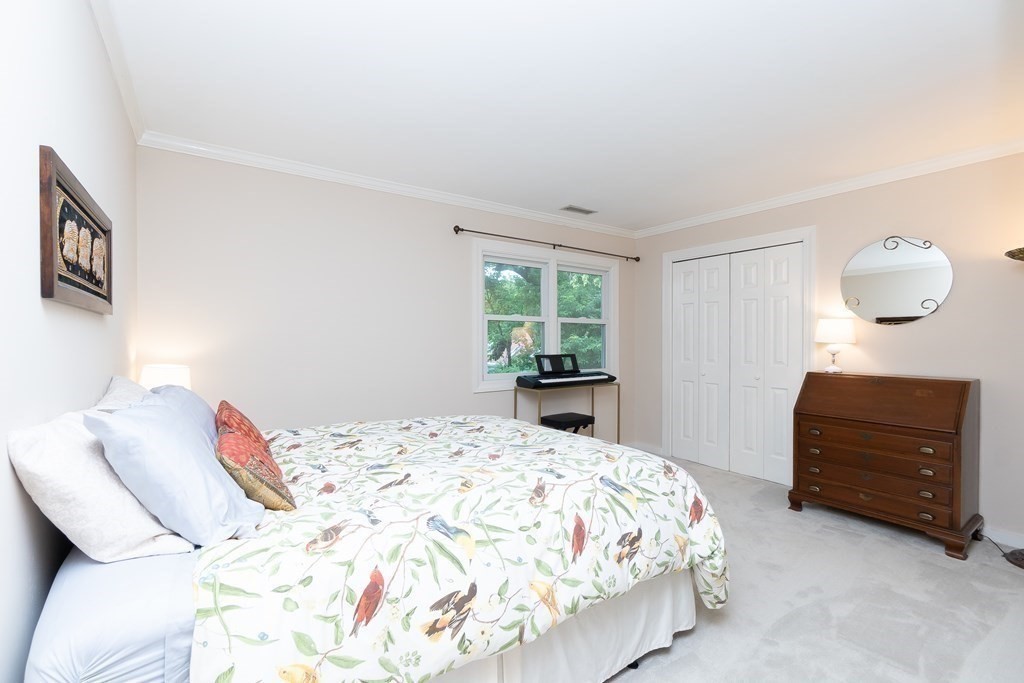 192 Chestnut Avenue, Unit E Boston, MA 02130 - Photo 22 of 35