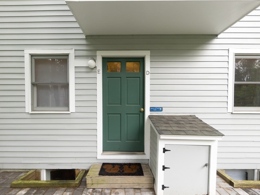 192 Chestnut Avenue, Unit E Boston, MA 02130 - Photo 31 of 35