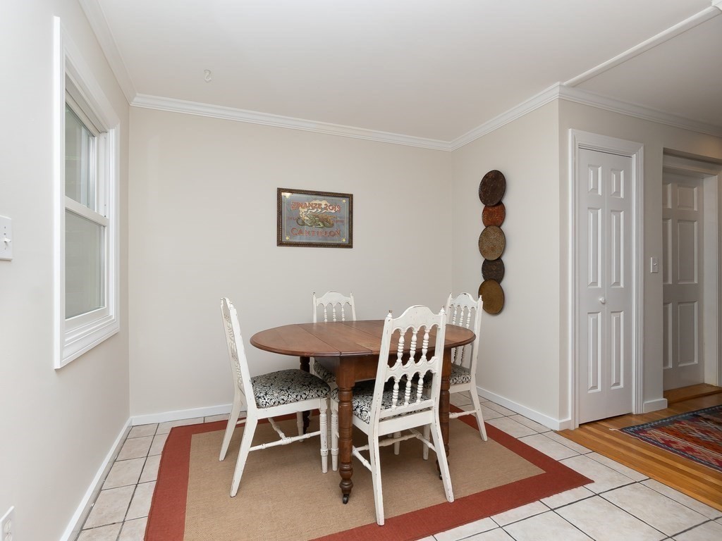 192 Chestnut Avenue, Unit E Boston, MA 02130 - Photo 8 of 35