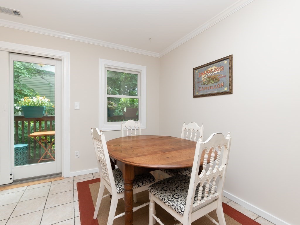 192 Chestnut Avenue, Unit E Boston, MA 02130 - Photo 10 of 35