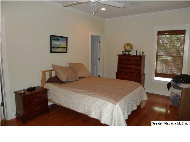 923 Irving Road Birmingham, AL 35209 - Photo 12 of 19