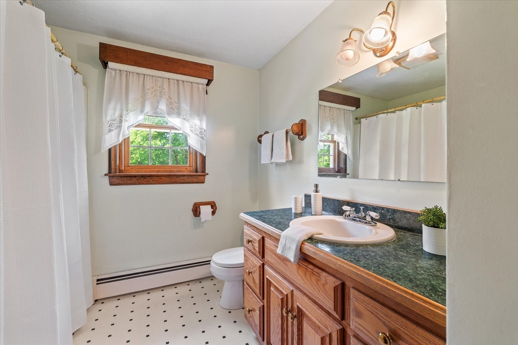 2 Fox Run Road Sterling, MA 01564 - Photo 25 of 41