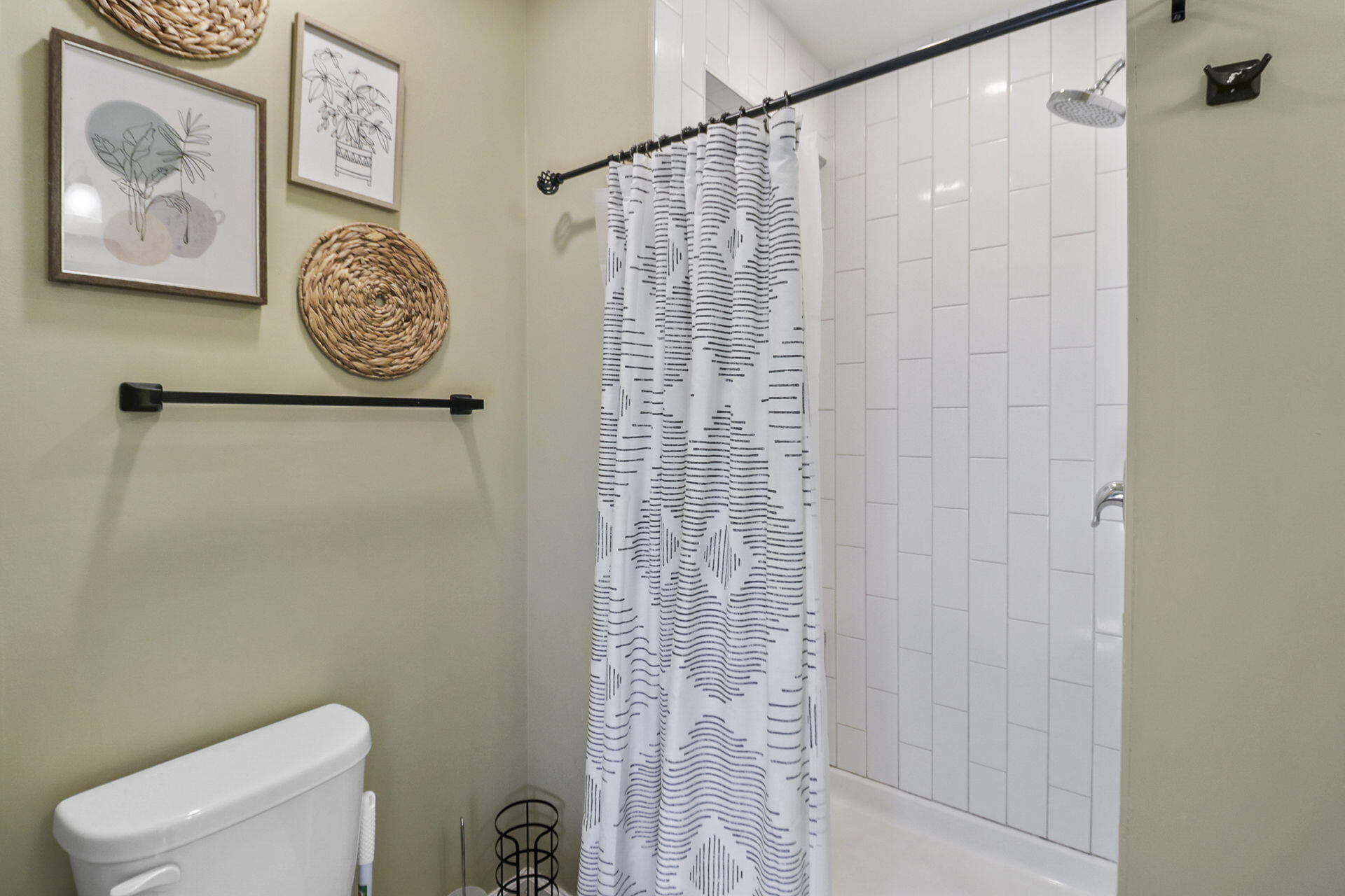 109 Marion Road Summerville, SC 29486 - Photo 21 of 33 21-web-or-mls-_MG_5505