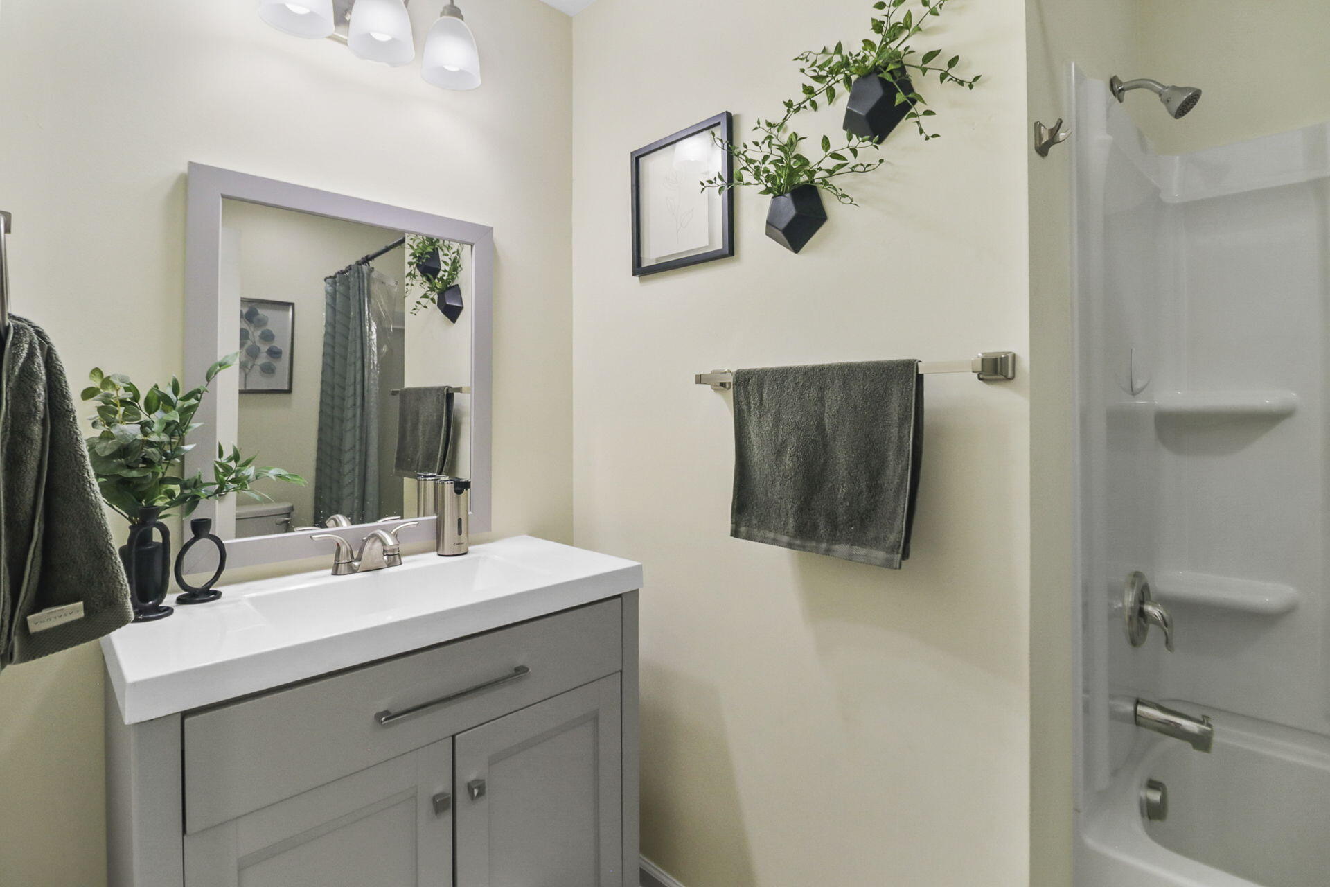 109 Marion Road Summerville, SC 29486 - Photo 30 of 33 30-web-or-mls-_MG_5460