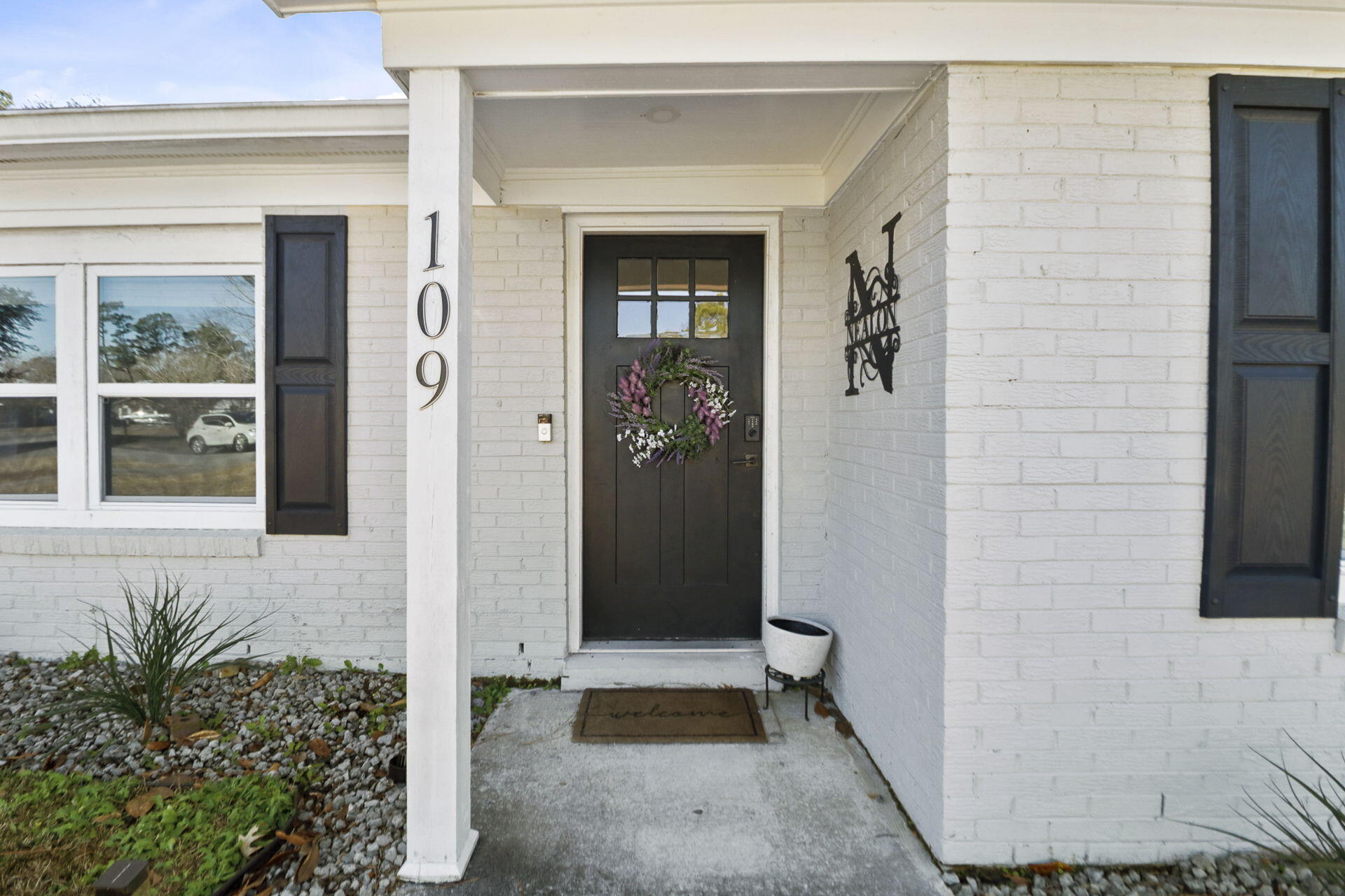 109 Marion Road Summerville, SC 29486 - Photo 4 of 33 4-web-or-mls-_MG_5539