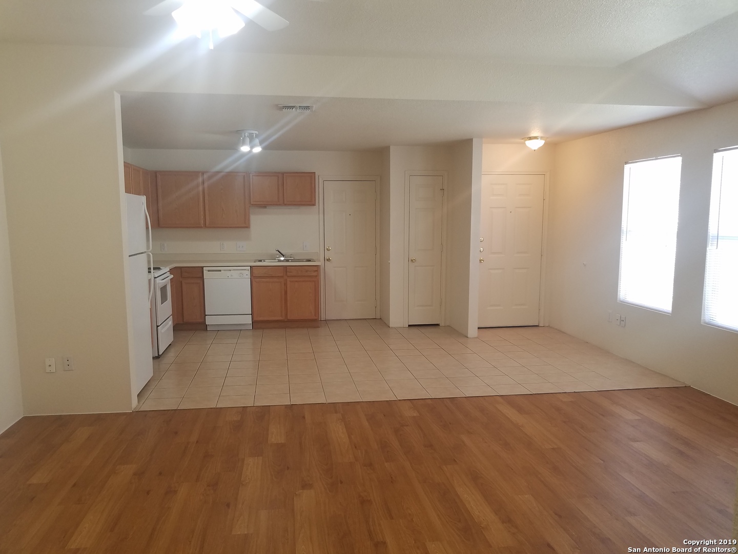 11207 Terra Loop Road San Antonio, TX 78233 - Photo 3 of 7