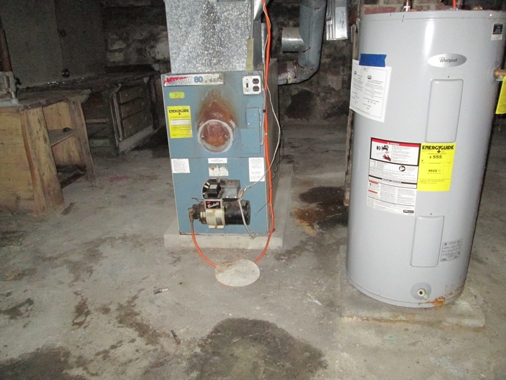 433 Putnam Hill Road Sutton, MA 01590 - Photo 13 of 18