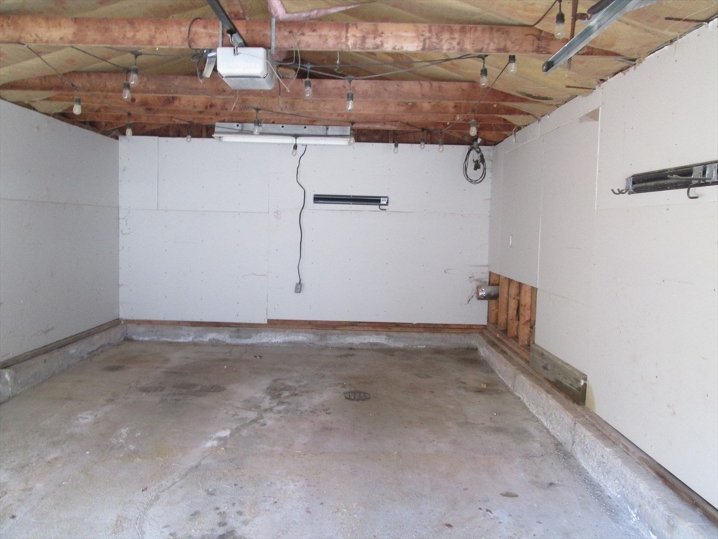 433 Putnam Hill Road Sutton, MA 01590 - Photo 14 of 18