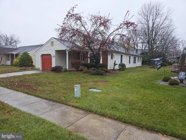 $296,000 | 27 Kelly Drive, Woodbury, NJ 08096