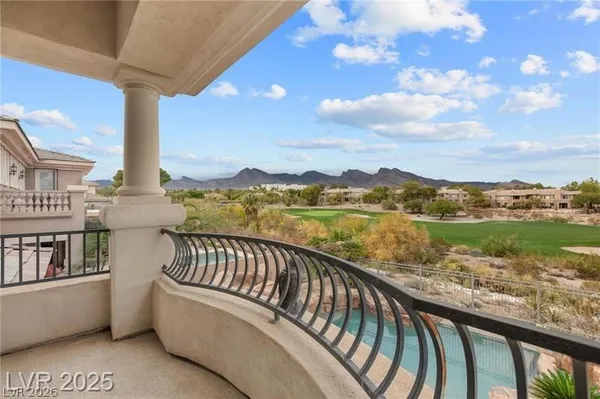 $5,200 | 425 Pinnacle Heights, Las Vegas, NV 89144