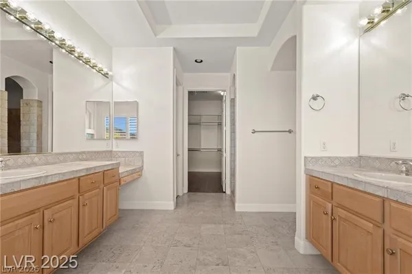 $5,200 | 425 Pinnacle Heights, Las Vegas, NV 89144