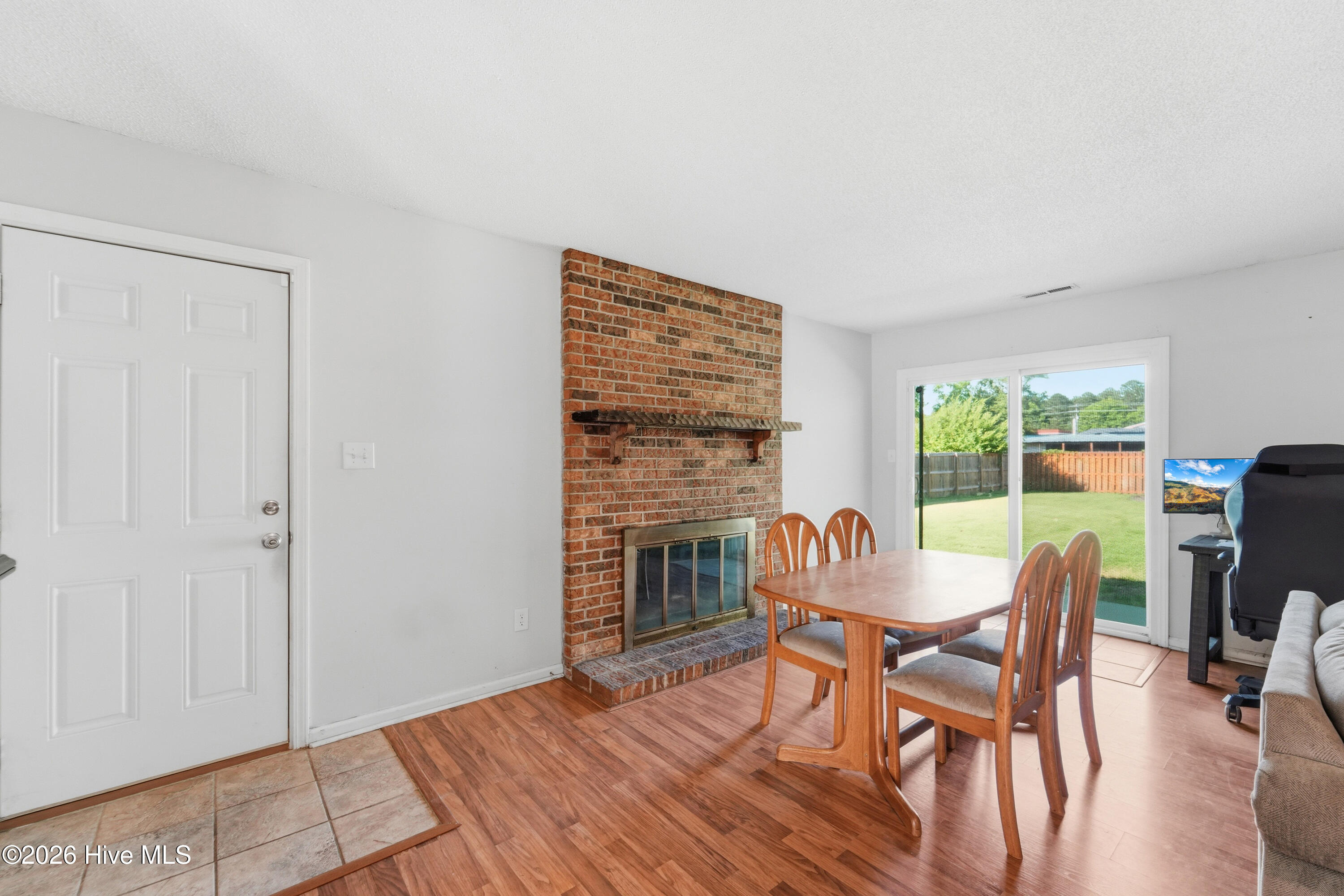 310 Luann Road Jacksonville, NC 28540 - Photo 13 of 25 Dining Room