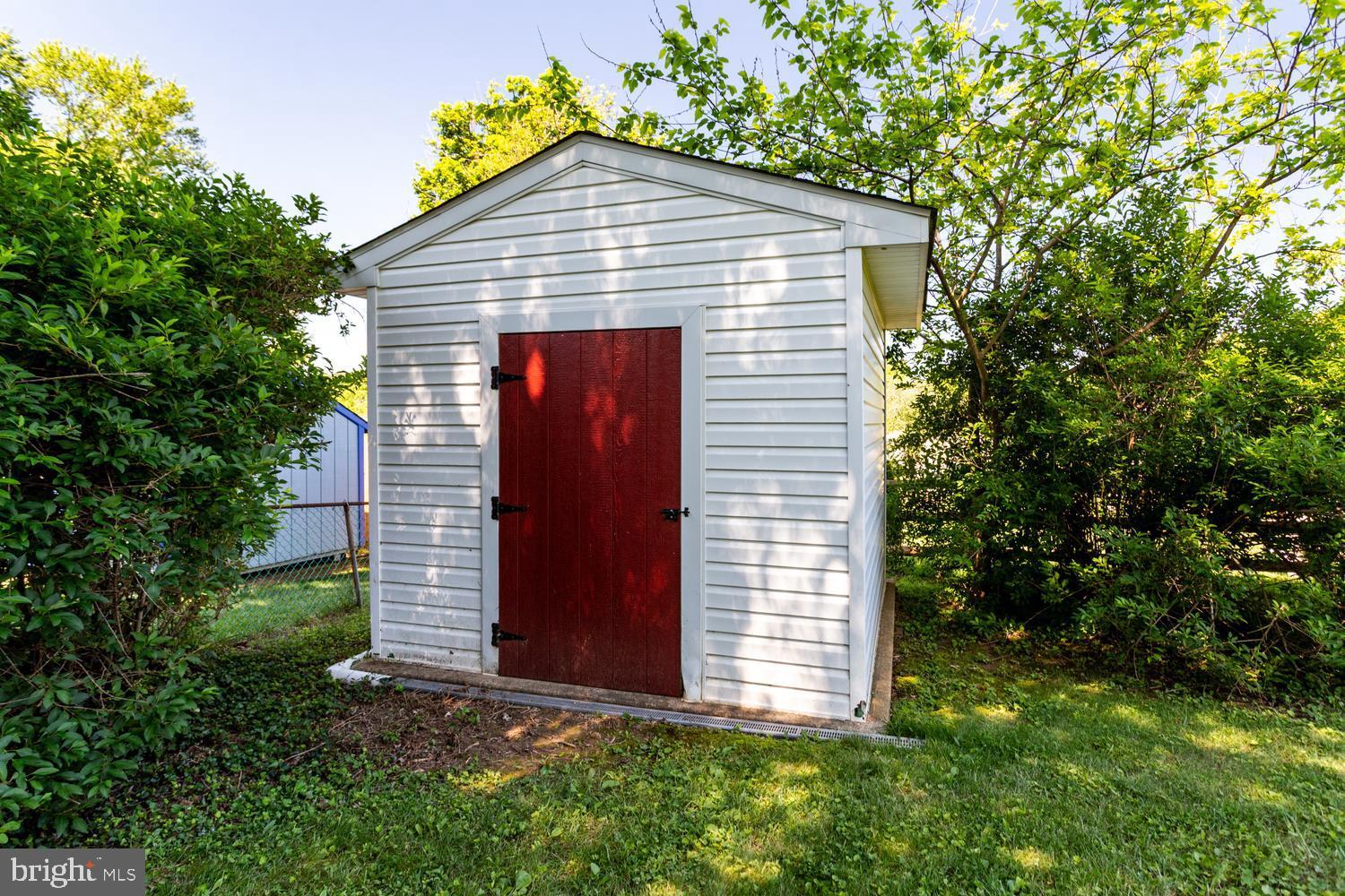 5900 Hanna Road Sykesville, MD 21784 - Photo 71 of 72 Large shed