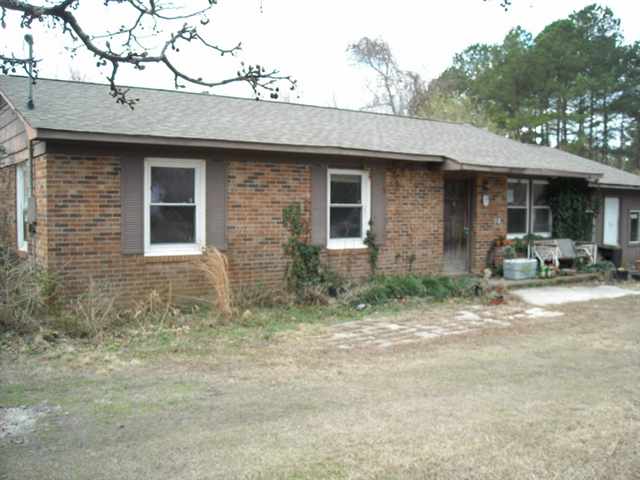 59 Middleton Road Andrews, SC 29510 - Photo 3 of 15