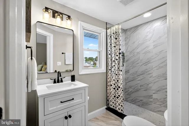 $409,900 | 113 Center Avenue, Mount Ephraim, NJ 08059