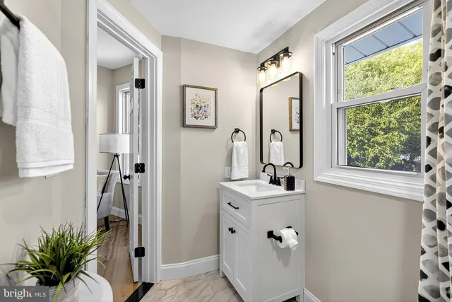 $409,900 | 113 Center Avenue, Mount Ephraim, NJ 08059