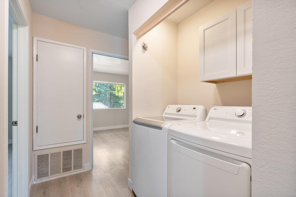 331 Shadow Run Drive San Jose, CA 95110 - Photo 18 of 25 a utility room with dryer and washer