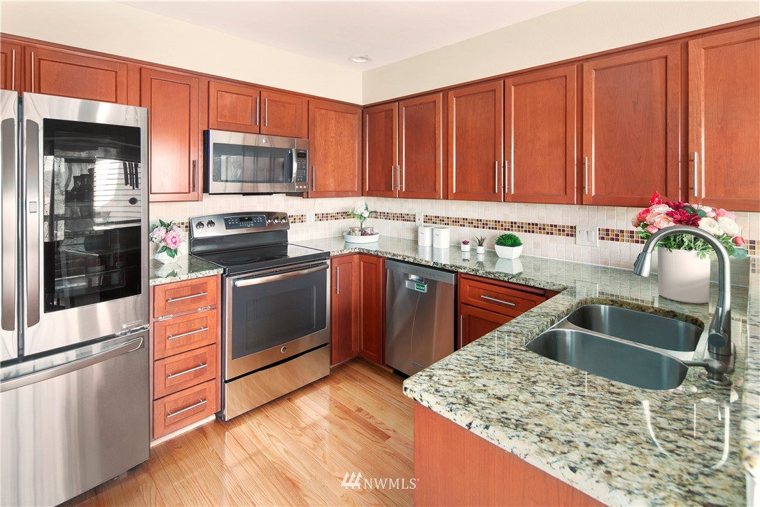 7250 Old Redmond Road, Unit C110 Redmond, WA 98052 - Photo 11 of 31