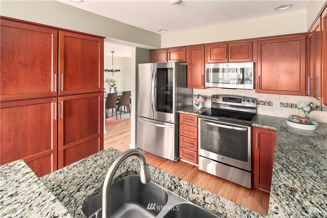 7250 Old Redmond Road, Unit C110 Redmond, WA 98052 - Photo 13 of 31