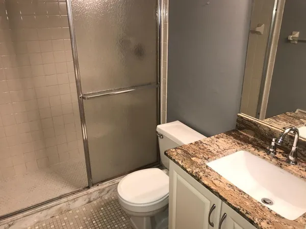 $1,900 | 733 Southeast 1st Way, Unit 204, Deerfield Beach, FL 33441