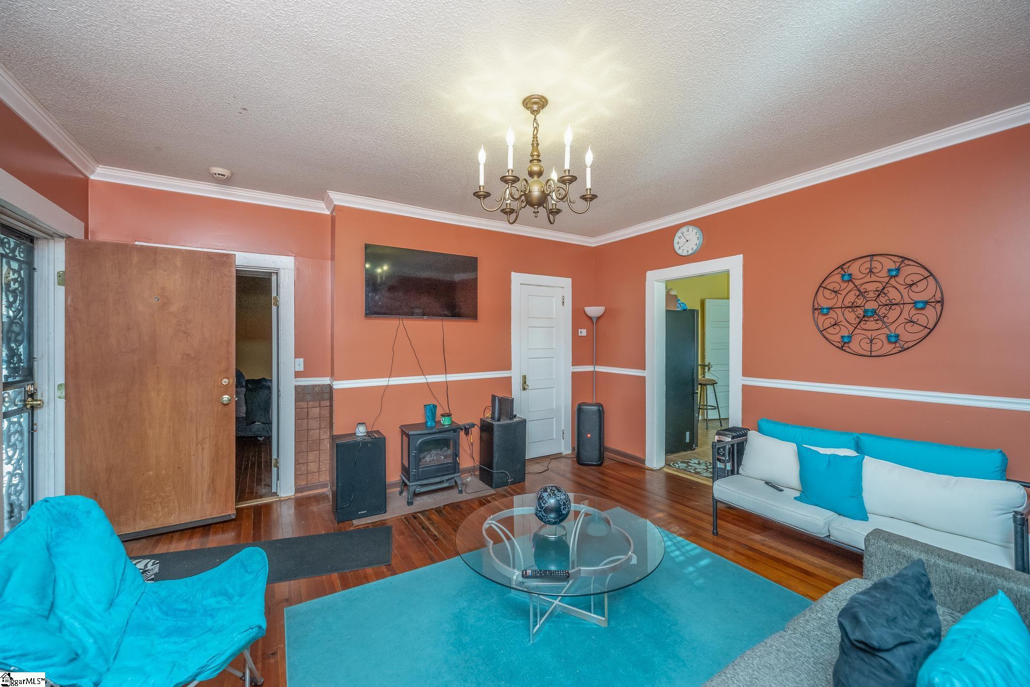 22 Draper Street Greenville, SC 29611 - Photo 5 of 23 Gallery Image 5