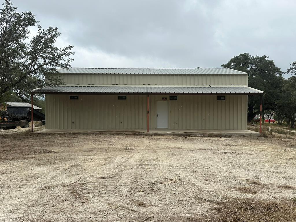 52 Timbers Drive Leakey, TX 78873 - Photo 26 of 28 a front view of a house