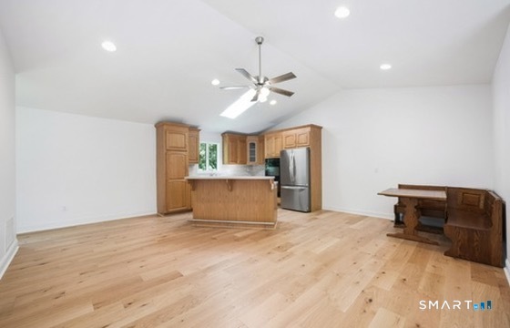 337 Woodbine Road Stamford, CT 06903 - Photo 14 of 20 Gallery Image 14