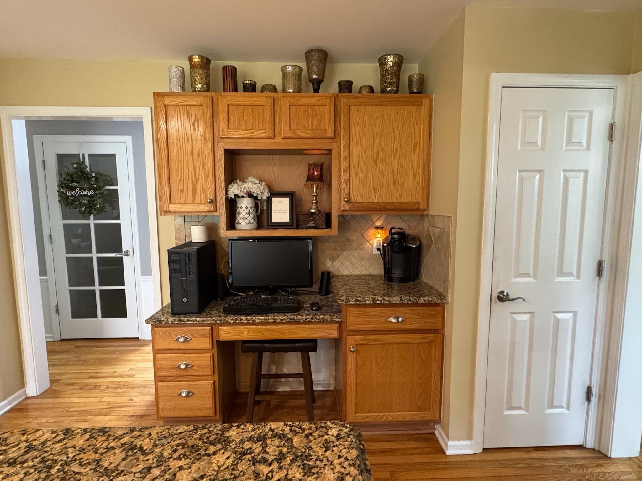 48805 Rockefeller Drive Canton, MI 48188 - Photo 17 of 69