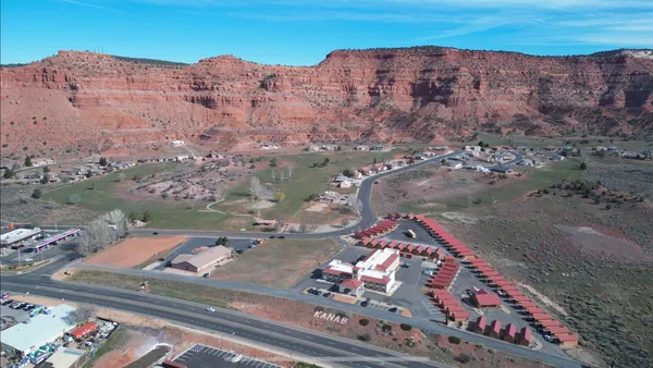 $6,900,000 | 755 South Fairway Drive, Kanab, UT 84741