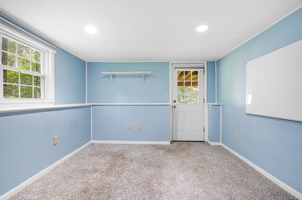 2 Whalen Road Hopkinton, MA 01748 - Photo 13 of 16 Gallery Image 13