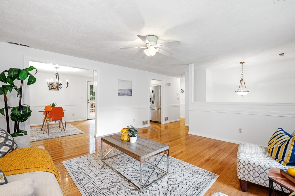 2 Whalen Road Hopkinton, MA 01748 - Photo 4 of 16 Gallery Image 4