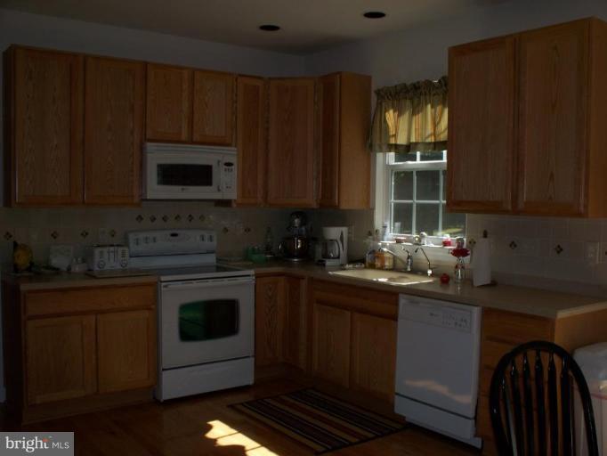 880 Union Church Road Elkton, MD 21921 - Photo 7 of 15 Kitchen #2