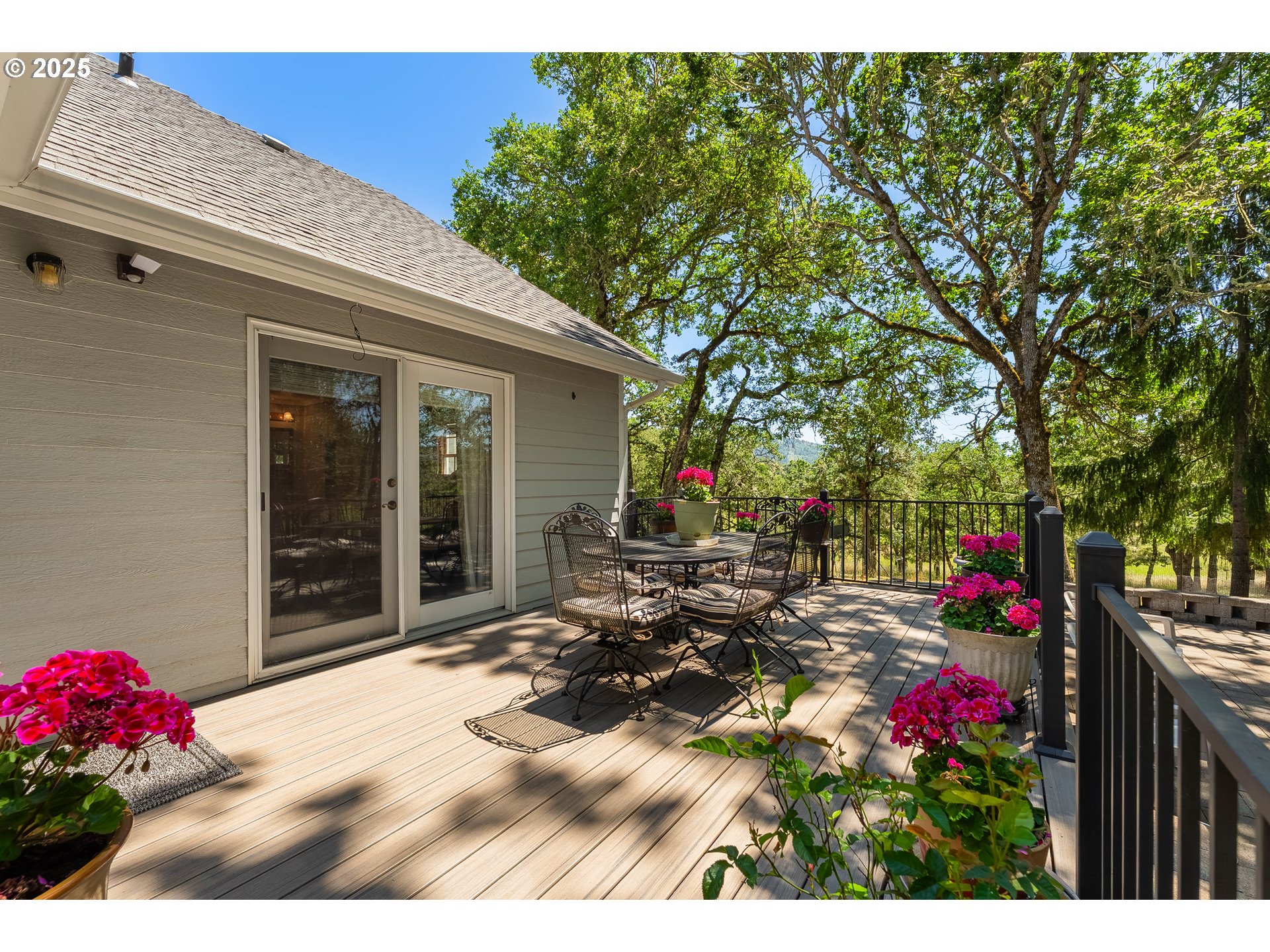 7654 North Bank Road Roseburg, OR 97470 - Photo 32 of 45 Gallery Image 32