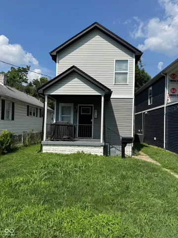 $2,050 | 818 Fulton Street, Jeffersonville, IN 47130